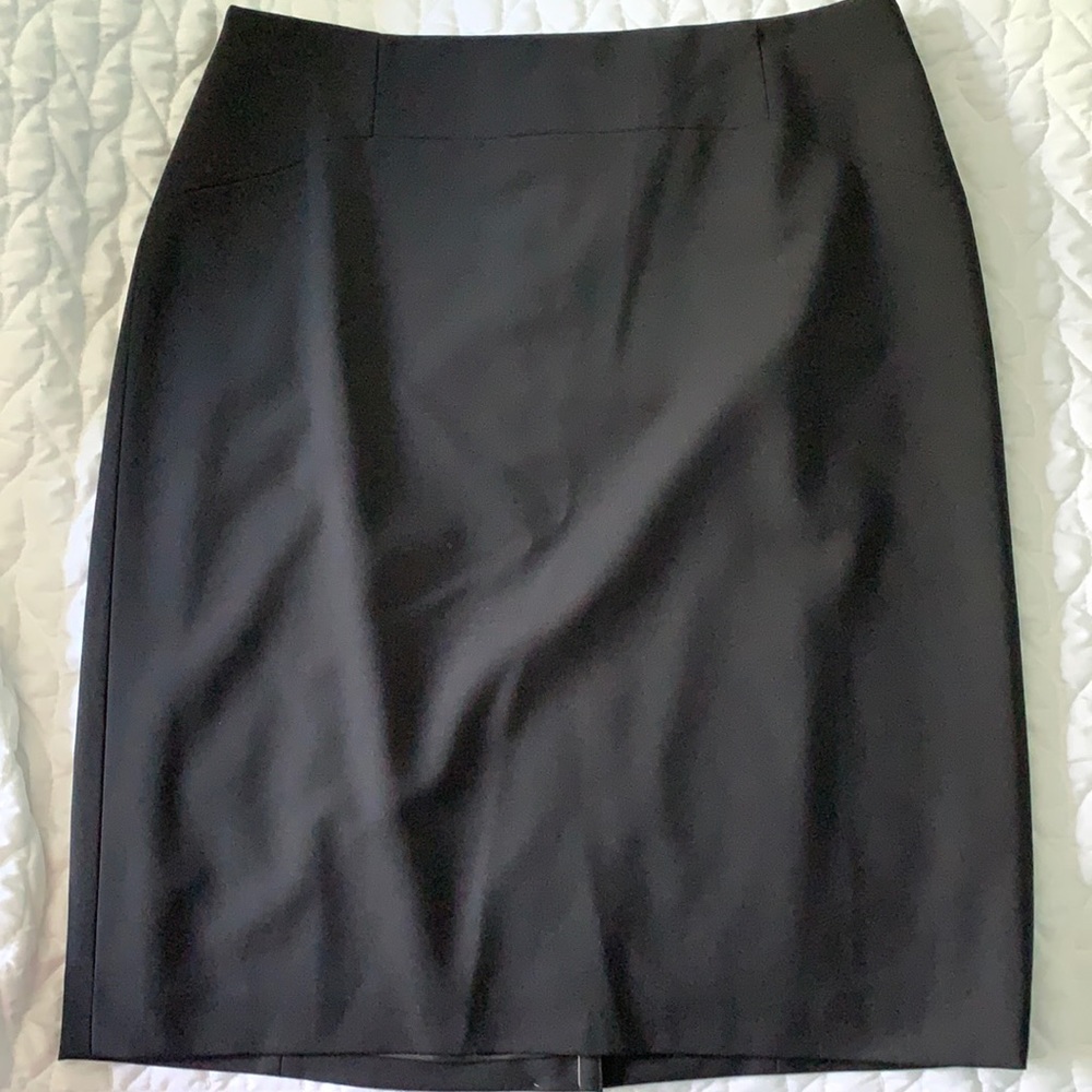 NWT black pencil skirt